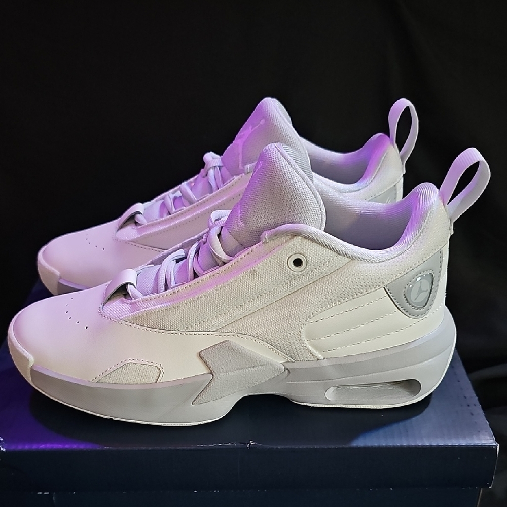 *Brand New* Jordan Max Aura 6s